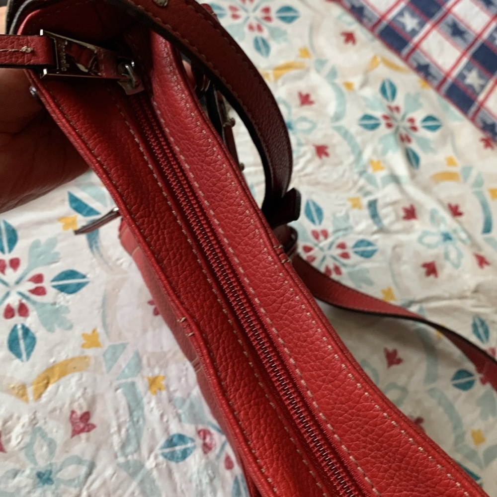 Tignanello Leather Crossbody Bag NWT - Picture 14 of 14